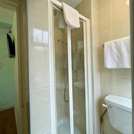 Shandon Bells Bed & Breakfast 3*